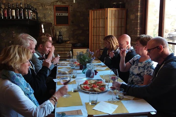 Discover Montalcino through its best productions: Brunello & Saffron!! — photo 1 of 6