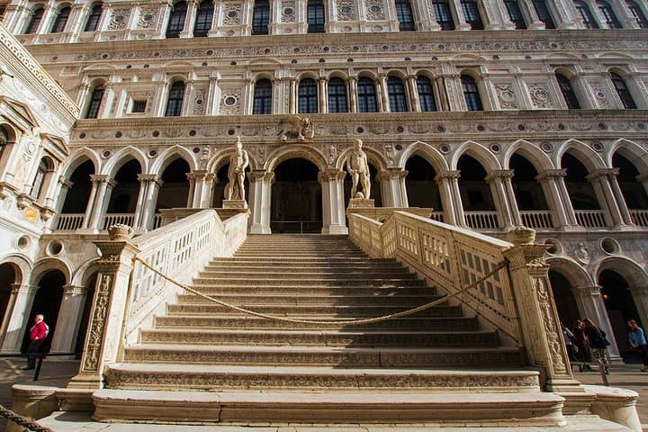 St Mark's Basilica & Doge's Palace with Secret Passages Access — photo 1 of 16