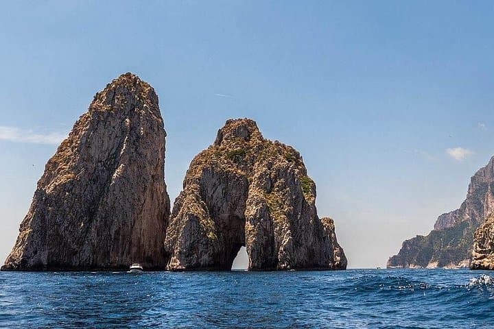 Private Guided Tour Of Capri - Sorrento & Pompeii — photo 1 of 8