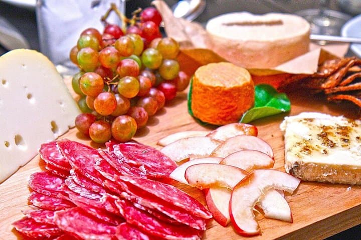 Rome to Frascati Gourmet Trip: Best of Castelli Romani Wine Food & Sightseeing — photo 1 of 2