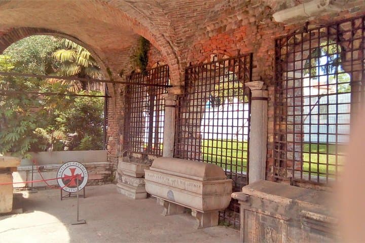 Dark Historical Verona Walking Tour — photo 1 of 9