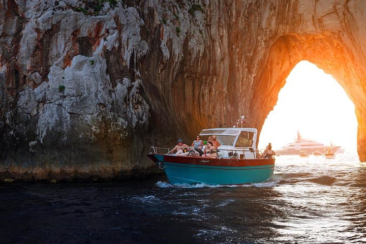 Capri Sunset Escape – Exclusive Evening Boat Tour from Sorrento — photo 1 of 8