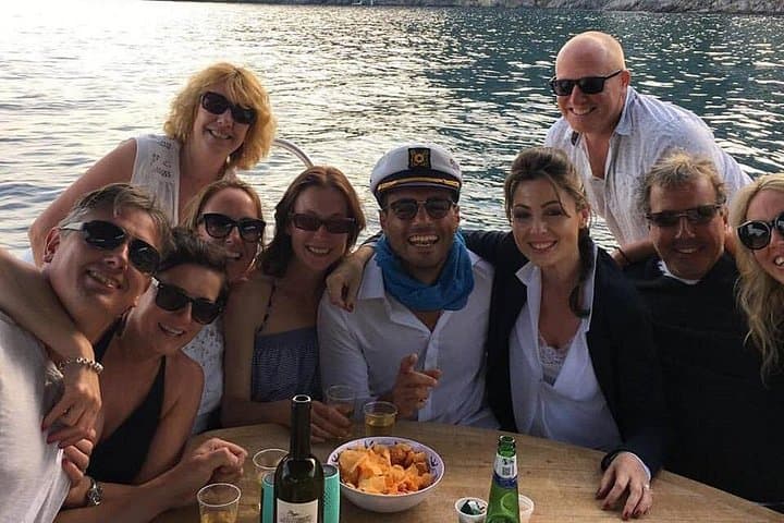 Discover the precious Amalfi Coast by boat — photo 1 of 13
