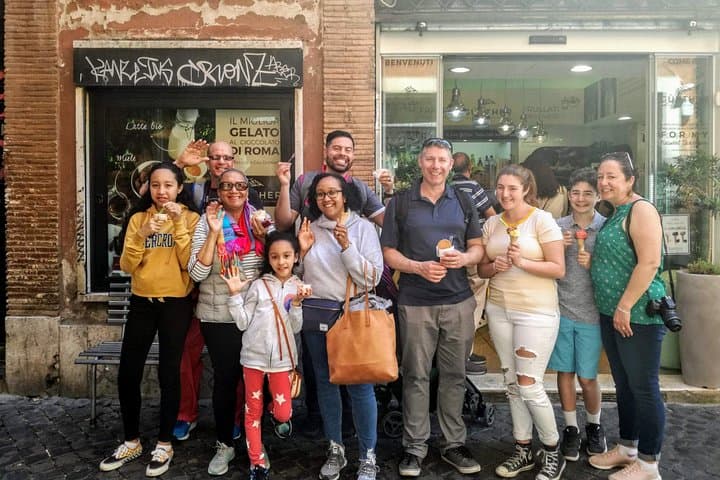 Trastevere Street Food Tour: Taste Rome's Most Typical Quarter — photo 1 of 13