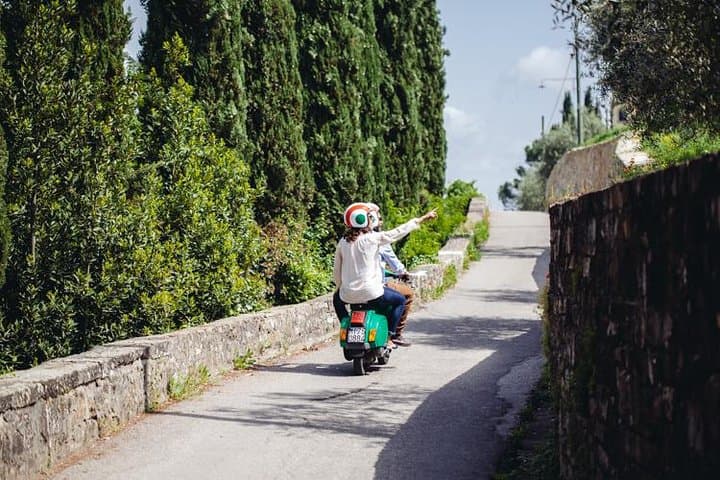 Florence Vespa Tour: Tuscan Hills, Food and Chianti Wine — photo 1 of 8