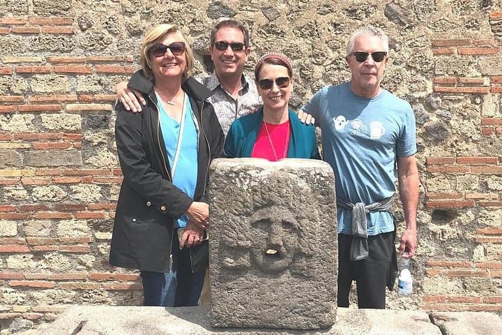 Private Skip the Line Tour of Pompeii with a Guide Expert in Archeology — photo 1 of 6