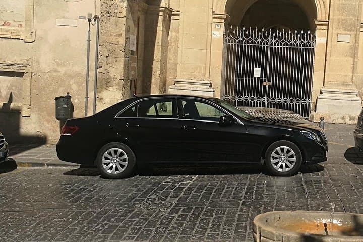 Transfer Tour from Catania to Palermo passing by Villa Romana del Casale — photo 1 of 4