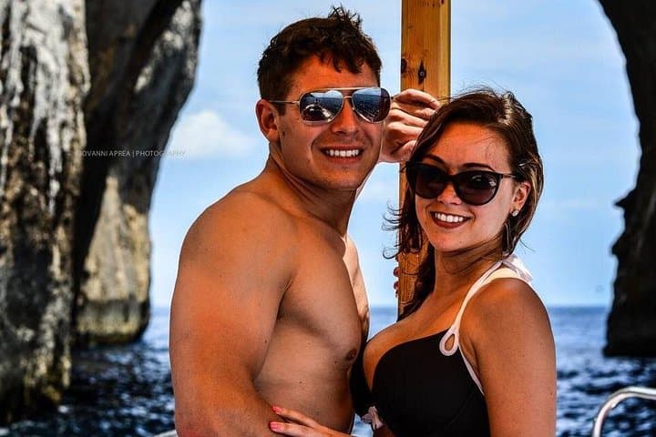 4 Hour Boat Tour To Discover Capri — photo 1 of 5