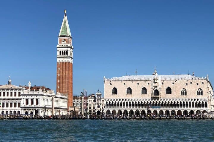Full-day Boat Tour of Venice Islands from St Mark’s Square — photo 1 of 13