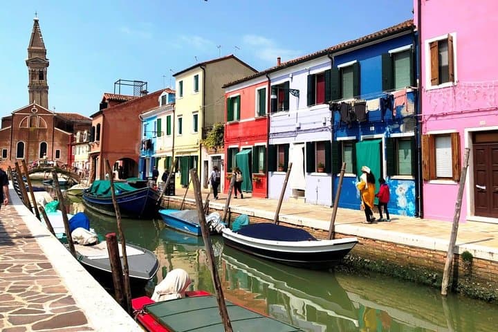 Half-Day Motorboat Cruise to Venice Lagoon Islands Murano and Burano — photo 1 of 10