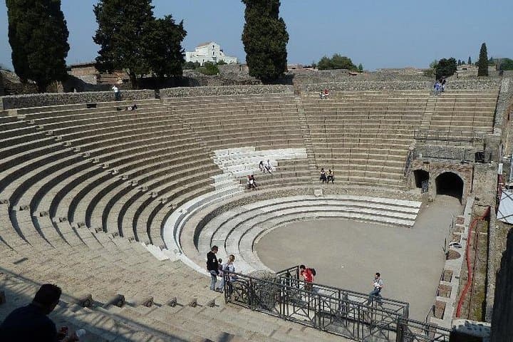 Tour Pompei — photo 1 of 26