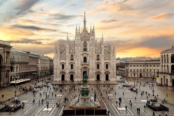 Milan private guided walking tour — photo 1 of 42