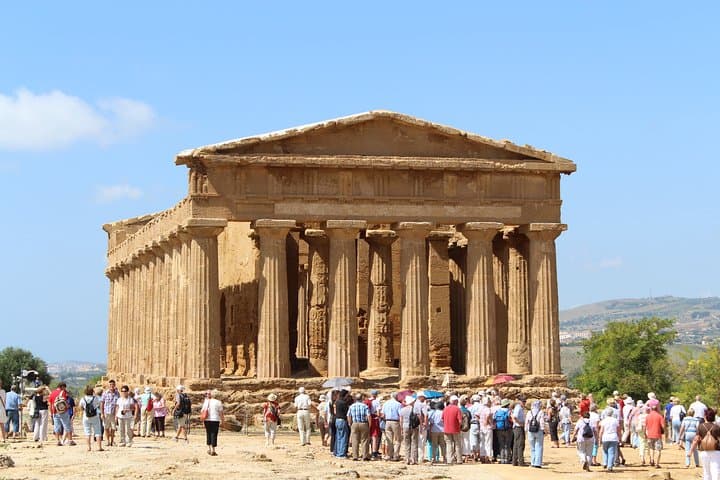 Palermo to Siracusa: stop at Valley of Temples — photo 1 of 9