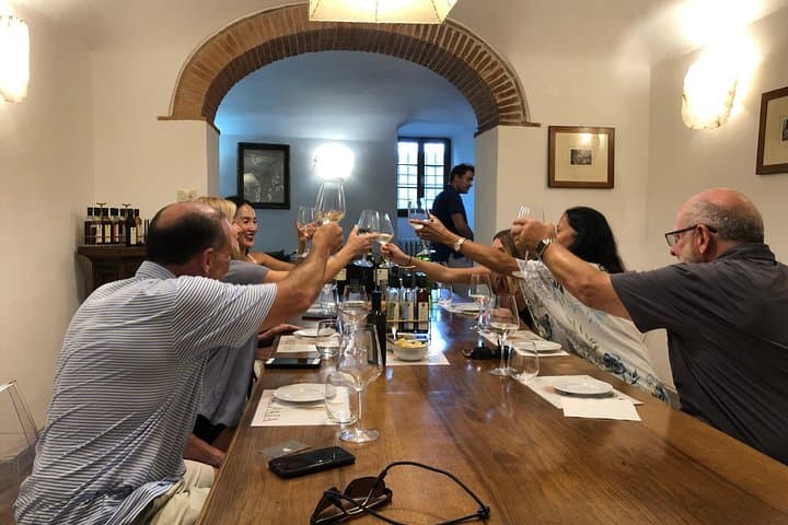 Private wine tour of Chianti — photo 1 of 10
