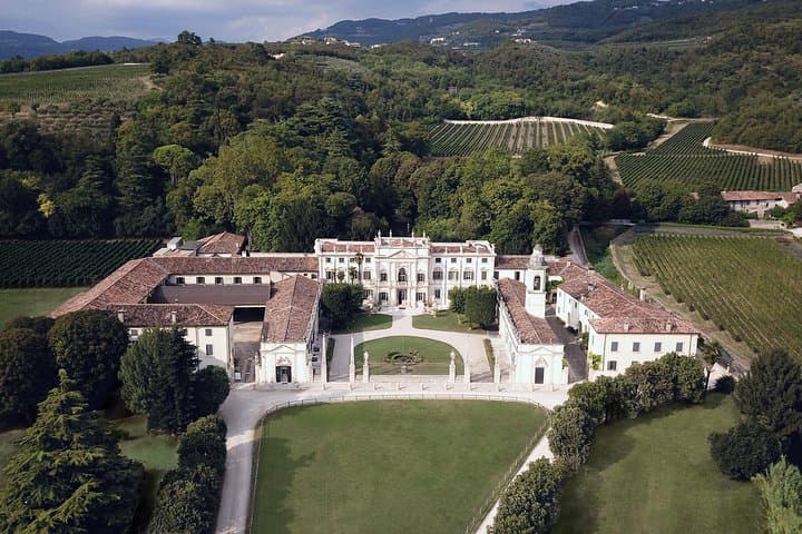 The Amarone Chateau guided tour and tasting in Valpolicella — photo 1 of 10