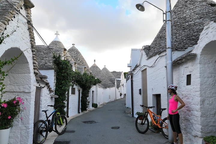 GPS self guide Alberobello and Masseria + Mozzarella and Focaccia tastings by E-bike — photo 1 of 6