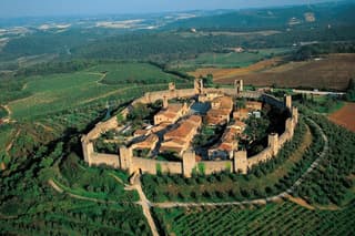 Siena Monteriggioni San Gimignano with Lunch&WineTasting Fullday from Florence