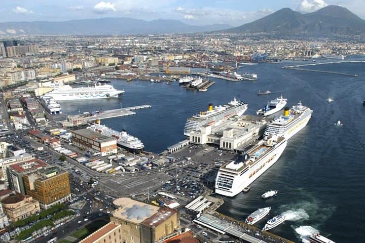 Naples Airport to Naples center transfer (or vice versa) — photo 1 of 6