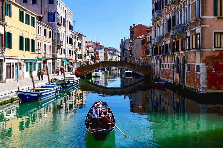 Walking Tour of Venice with Mini Cruise — photo 1 of 10