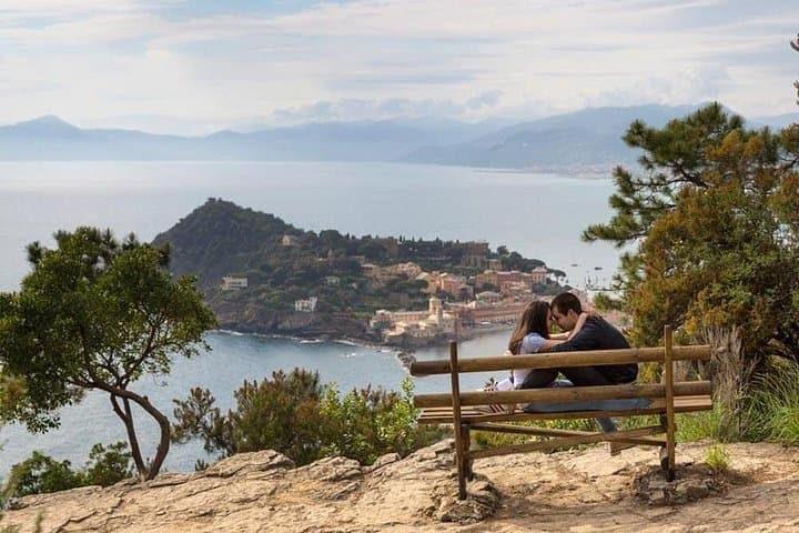 Private Photo Session with a Local Photographer in Rapallo — photo 1 of 9