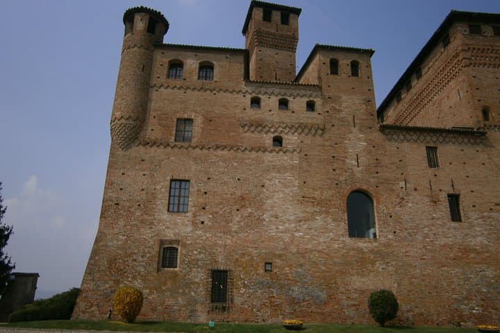 Langhe Roero vigneti e paesaggi patrimonio UNESCO — photo 1 of 7