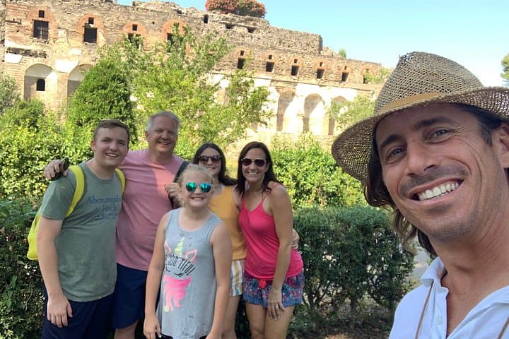 Visit Capri, Sorrento and Pompeii in one day — photo 1 of 25