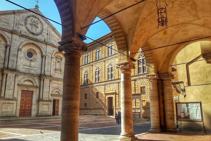 Grand Tour of Pienza, Montalcino, Montepulciano + wine and cheese tasting — photo 1 of 15