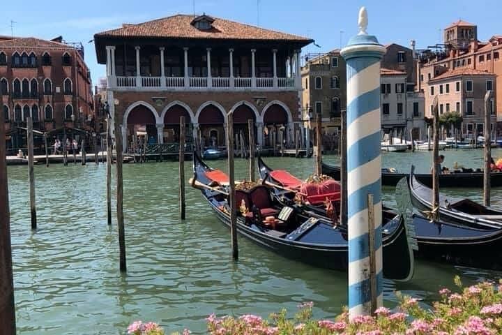 Venice for Pleasure: Water Taxi & Hidden Venice — photo 1 of 44