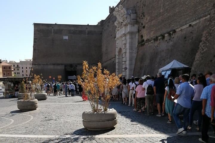 Vatican Museum & Sistine Chapel Private Tour with Basilica Access — photo 1 of 6