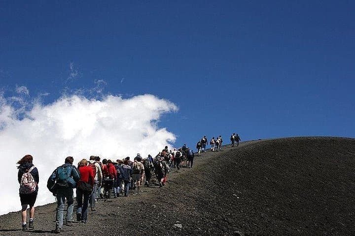 Private Etna Craters Tour & Organic Lunch in Panoramic Winery — photo 1 of 6