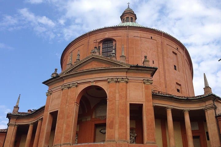 Bologna - Old Town Private Historic Walking Tour — photo 1 of 5
