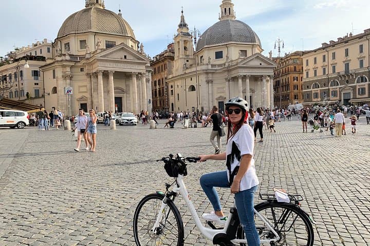 Rome Tour "the center of the world" with high quality electric bicycle! — photo 1 of 6