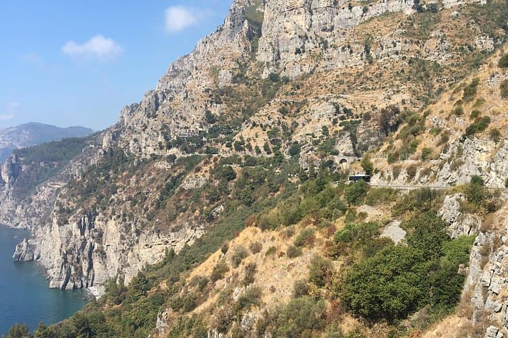 Transfer from Naples to Sorrento with 2hrs stop at Herculaneum or Vice Versa — photo 1 of 12