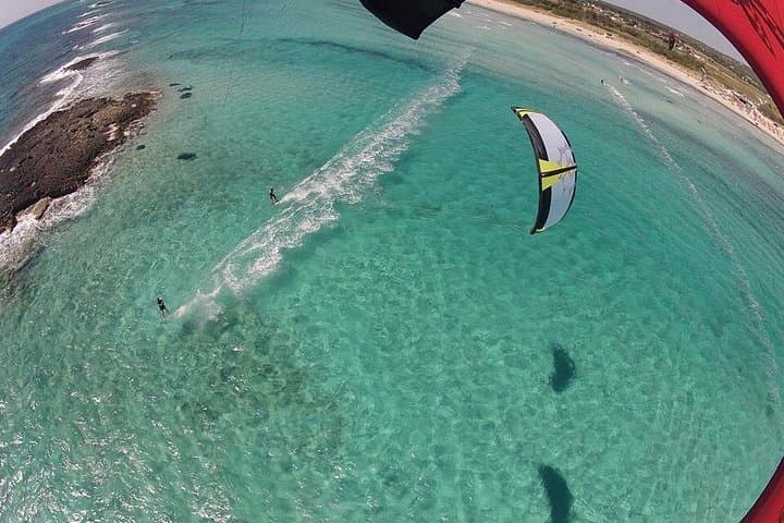 Small-Group Kiteboarding Lesson in Puglia — photo 1 of 6