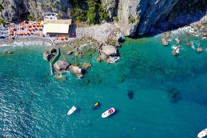 Amalfi Coast Private Boat Tour from Positano, Praiano or Amalfi — photo 1 of 8