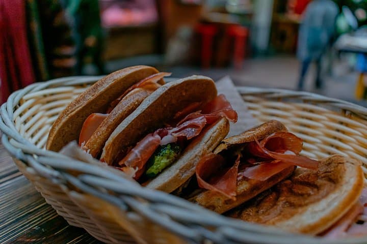 Bologna Private Food Tour with 6 or 10 Tastings — photo 1 of 15