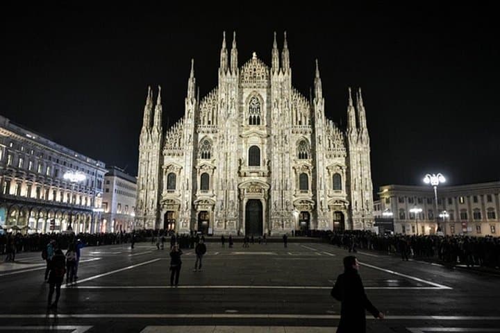 Milan by night private guided tour, by car — photo 1 of 11