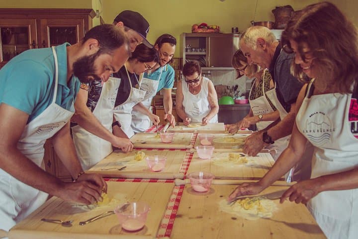 Abruzzo Traditional Pasta Making with 85y old local Grandma — photo 1 of 19