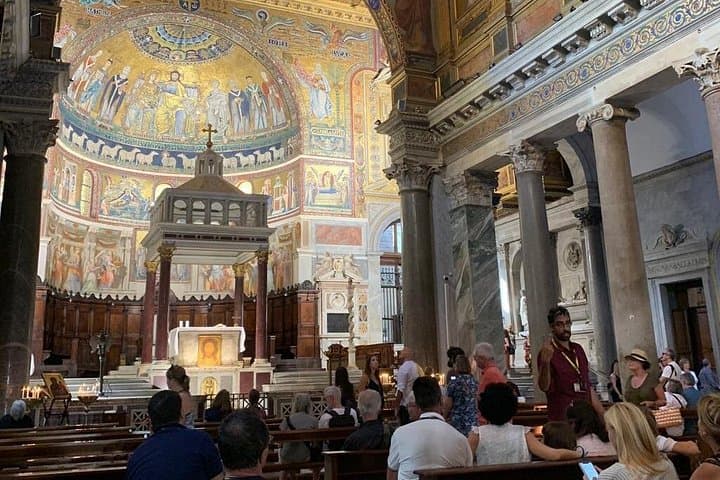 Private Tour - Trastevere and Villa Farnesina — photo 1 of 9