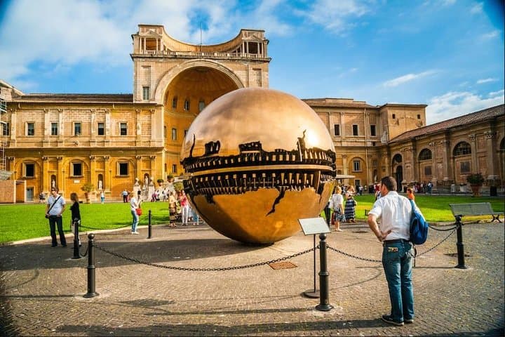 Vatican Museums & Sistine Chapel Skip The Line Guided Tour — photo 1 of 4