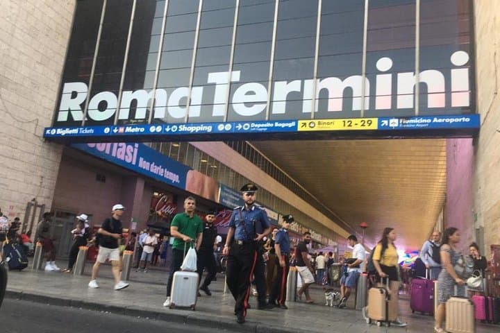 Private Arrival Transfer: Rome Train Station to Hotel — photo 1 of 8