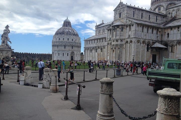 shore excursion from Livorno to Pisa and Lucca — photo 1 of 6