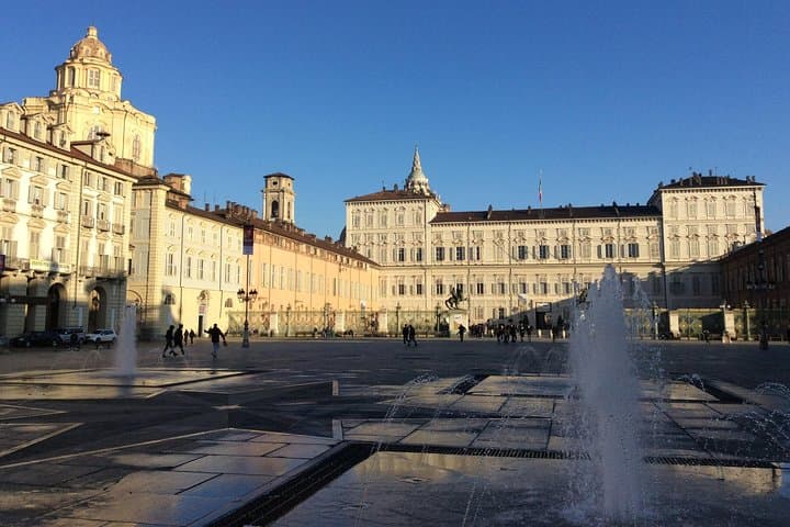 Walking around Turin with a local guide — photo 1 of 11
