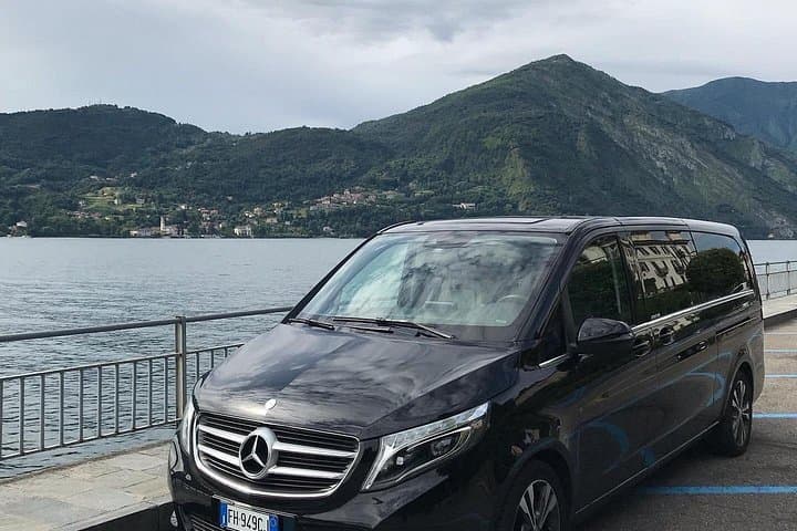 Luxury Transfer from ROME to POSITANO with stopover in Pompei or Mount Vesuvio — photo 1 of 11
