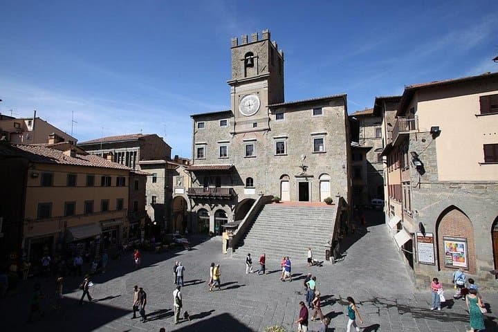 Under the Tuscan Sun Tour from Rome-Cortona & Montepulciano 1 day — photo 1 of 13