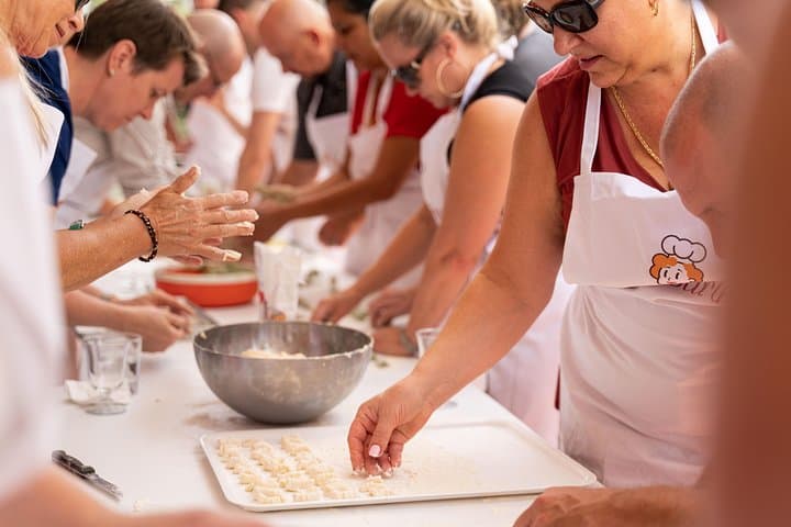 Cesarine: Small group Pasta and Tiramisu class in Siena — photo 1 of 8
