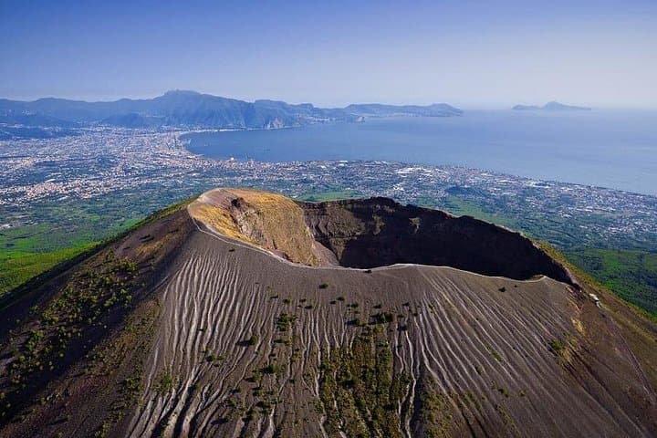 Mt Vesuvius E-Bike Tour — photo 1 of 7