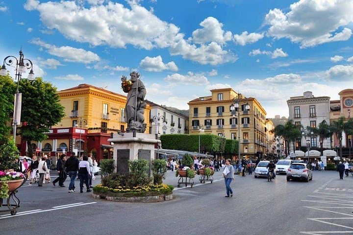 Discover Sorrento on foot: 3-hour guided tour — photo 1 of 11