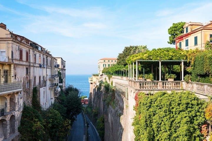 Transfer Rome to Sorrento, stop in Pompei — photo 1 of 4