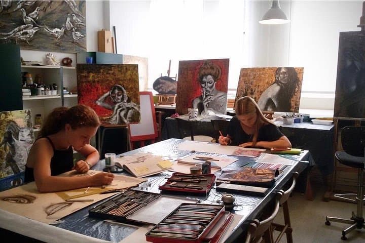 Art Class: Oil painting, Water color, Acrylic painting on Canvas or cotton paper — photo 1 of 13